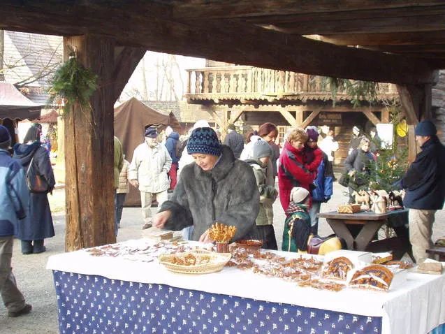 Vánoční jarmark ve Valašském muzeu v přírodě – Rožnov pod Radhoštěm, 11. 12. 2004