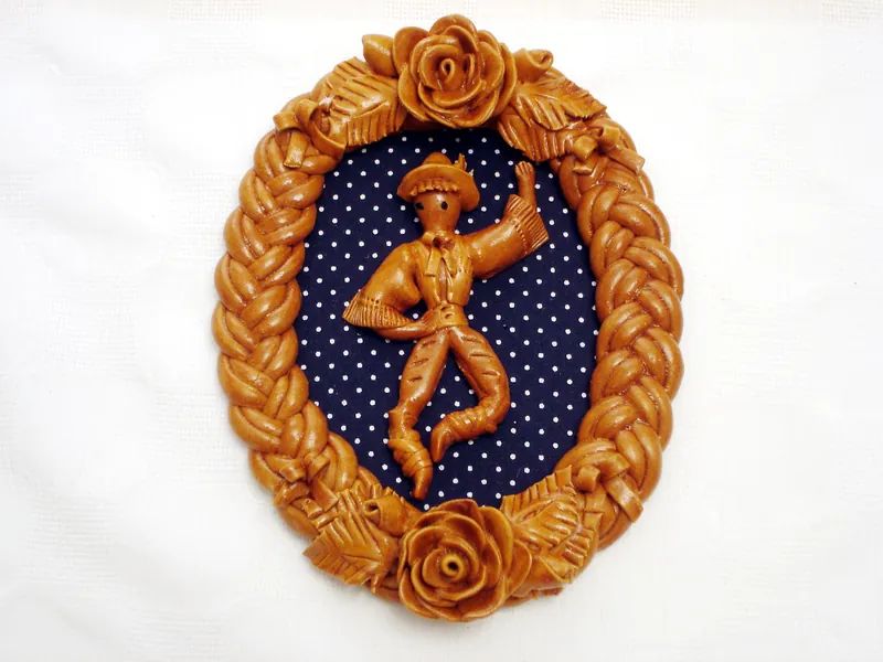 Oválek s valachem / valaškou – vizovické pečivo, cca 20 cm